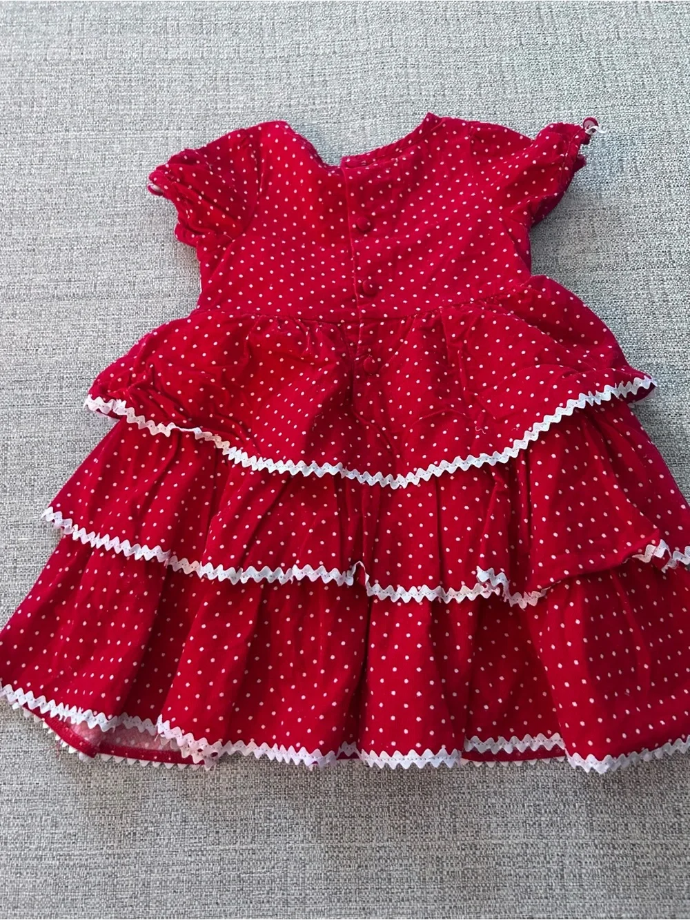Mud Pie Red Polka Dot Dress White Dots Embroidered Reindeer w Smocking.  Size 3T
